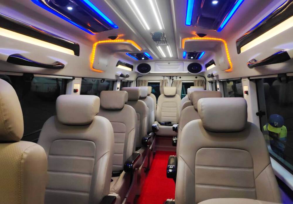 12 Seater Tempo Traveller Hire 12 Seater Tempo Travellers