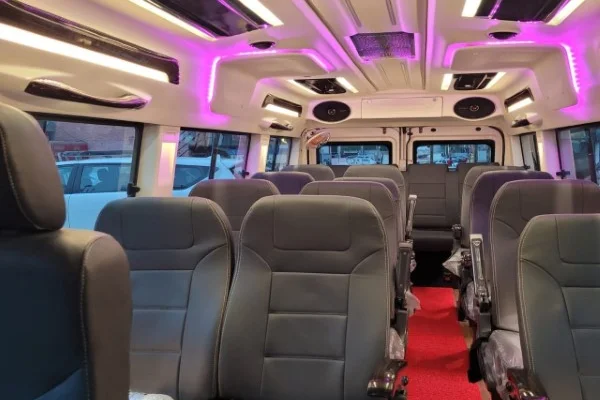 17 Seater Tempo Traveller