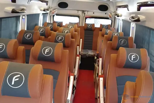 18 Seater Tempo Traveller